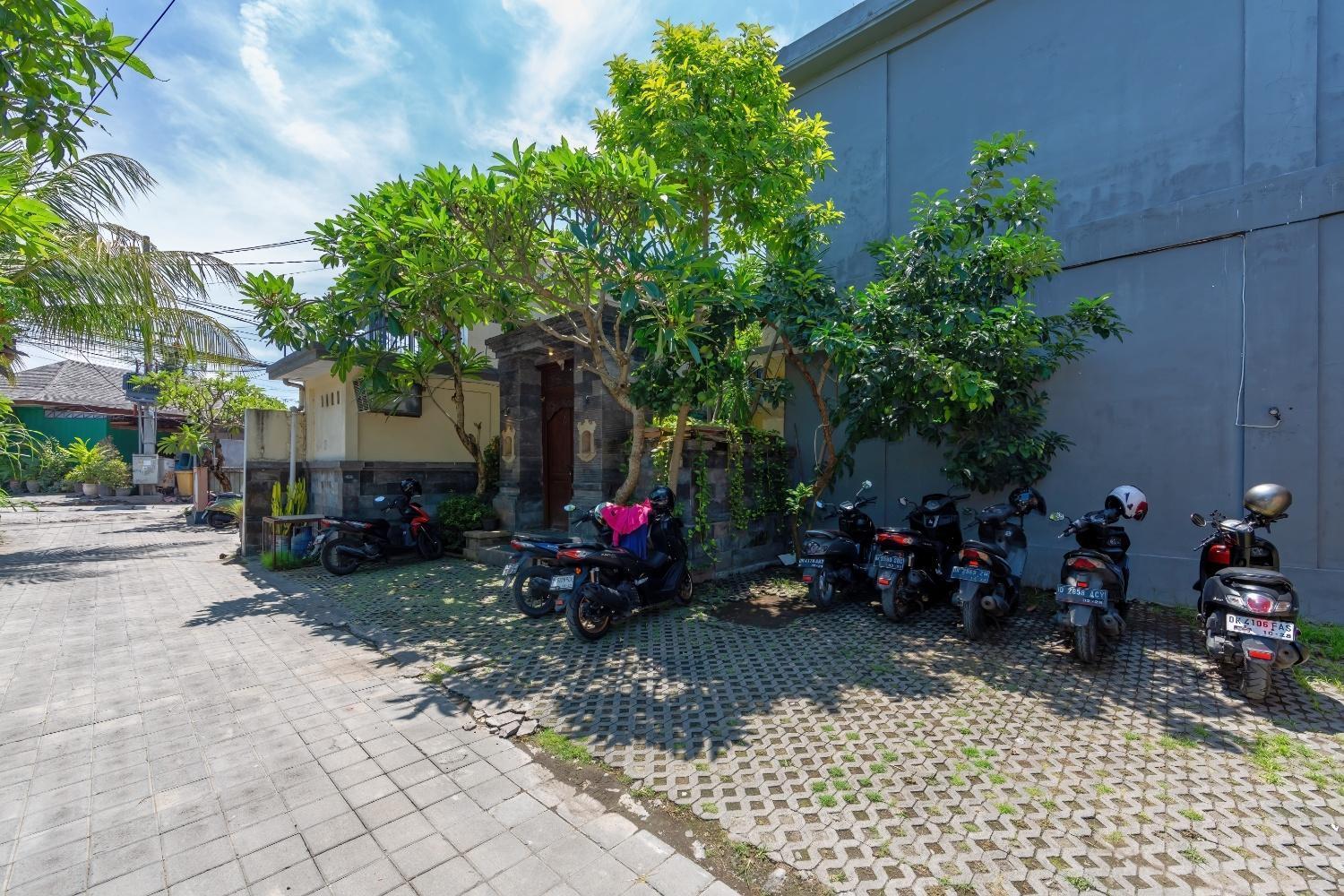 Raddeyapa Guest House Canggu Extérieur photo